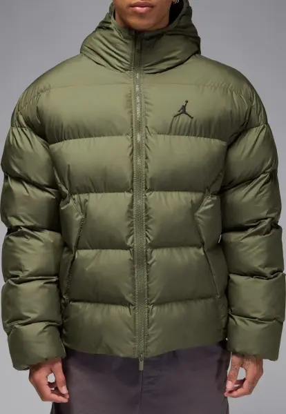 Пуховик Nike JORDAN BROOKLYN THERMA-FIT PUFFER оливковый HV0532-222