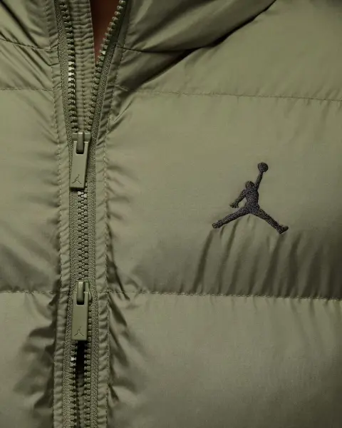Пуховик Nike JORDAN BROOKLYN THERMA-FIT PUFFER оливковый HV0532-222