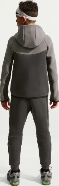 Спортивний костюм підлітковий Nike SPORTSWEAR TECH FLEECE сіро-темно-сірий HV5867-015__HV5869-061
