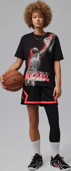 Футболка жіноча Nike JORDAN SPORT HERITAGE DRI-FIT GRAPHIC чорна IO8722-010