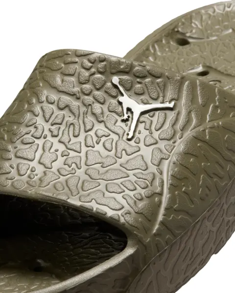 Шльопанці Nike JORDAN FRANCHISE SHOWER оливкові HQ2163-201
