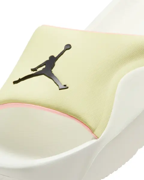 Шлепанцы Nike JORDAN FRANCHISE лаймово-молочно-светло-розовые HF3263-300