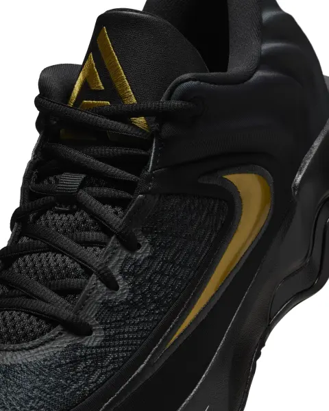 Кроссовки баскетбольные Nike GIANNIS IMMORTALITY 4 черно-золотые FQ3680-010