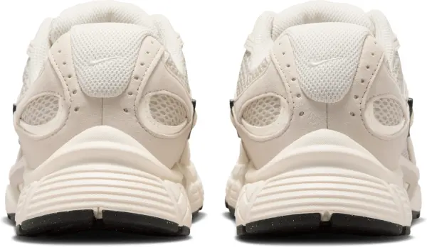 Кроссовки женские Nike V5 RNR бежевые II6294-100