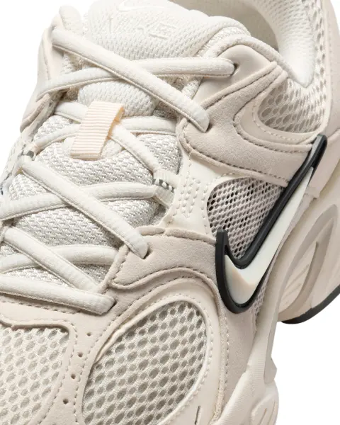 Кроссовки женские Nike V5 RNR бежевые II6294-100