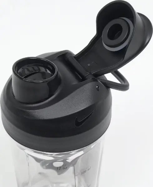 Бутылка для воды Nike TR RECHARGE SHAKER BOTTLE 16 OZ 473 мл антрацитово-черная N.101.2242.988.16