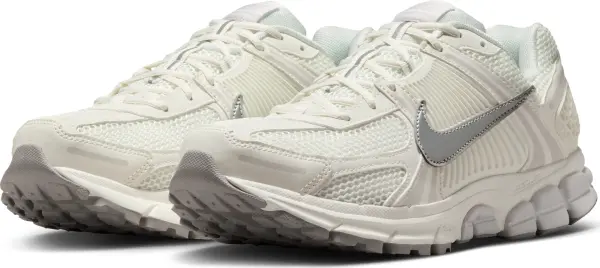 Кросівки Nike ZOOM VOMERO 5 світло-сірі FB9149-103