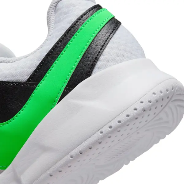 Кросівки тенісні Nike COURT LITE 4 чорно-біло-зелені FD6574-105