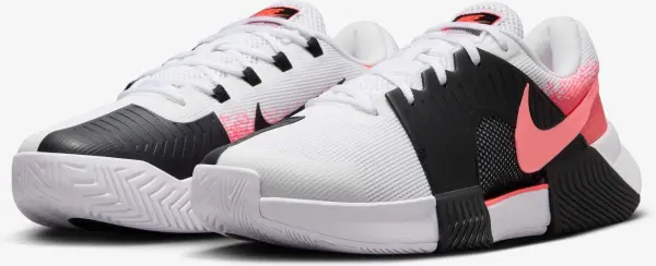 Кросівки тенісні Nike ZOOM GP CHALLENGE 1 HARD біло-чорно-коралові FB3147-102