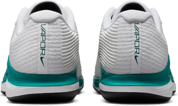 Кросівки тенісні Nike ZOOM VAPOR 12 HARD біло-зелено-чорні FV5552-104