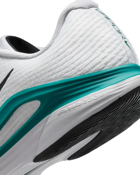 Кросівки тенісні Nike ZOOM VAPOR 12 HARD біло-зелено-чорні FV5552-104