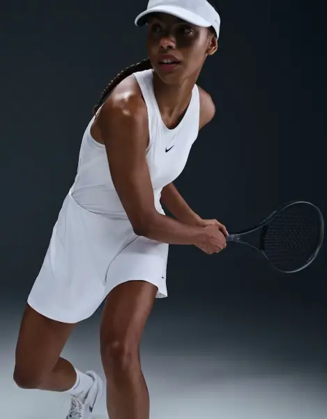 Спідниця для тенісу жіноча Nike VICTORY DRI-FIT FLOUNCY біла FD6528-100