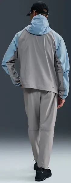 Вітровка Nike TECH WOVEN WINDRUNNER сіро-блакитна HV6514-012
