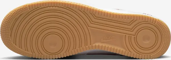 Кросівки Nike AIR FORCE 1 '07 LV8 бежево-червоні IB6388-101