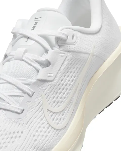 Кроссовки беговые женские Nike QUEST 6 бело-молочные FD6034-112
