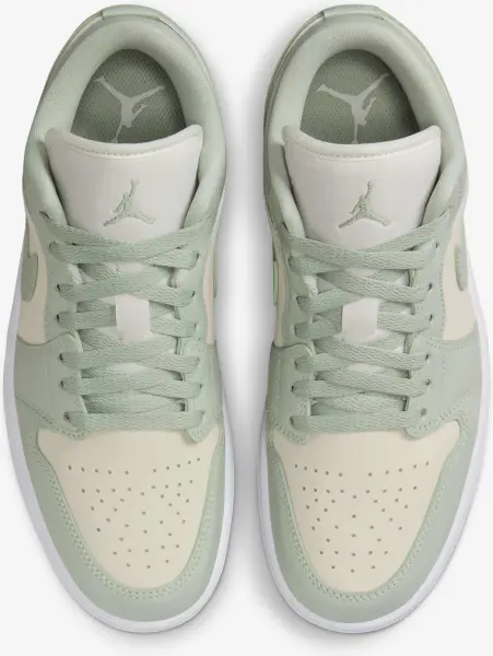 Кросівки жіночі Nike AIR JORDAN 1 LOW SE м'ятно-бежеві HF4078-100