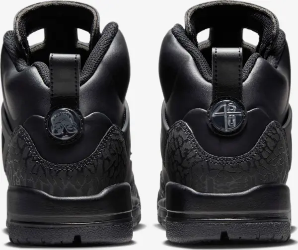 Кроссовки подростковые Nike JORDAN SPIZIKE WINTERIZED (GS) черные FD4653-001