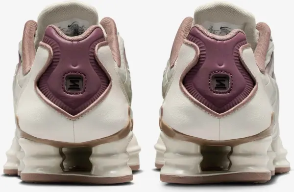 Кросівки жіночі Nike SHOX TL бежево-коричневі IM6013-072