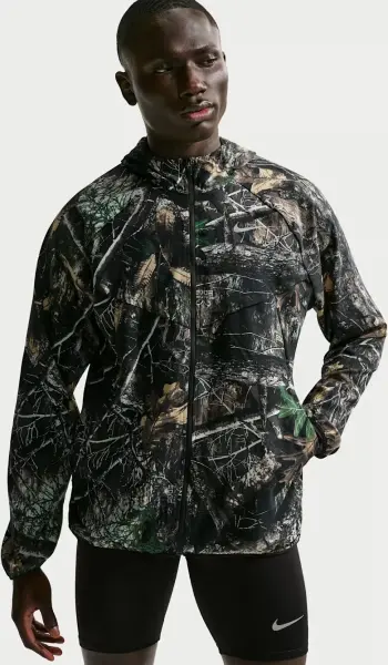 Вітровка для бігу Nike STRIDE DRI-FIT REALTREE чорно-коричнево-зелений камуфляж IO7767-060
