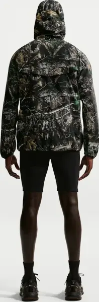 Вітровка для бігу Nike STRIDE DRI-FIT REALTREE чорно-коричнево-зелений камуфляж IO7767-060