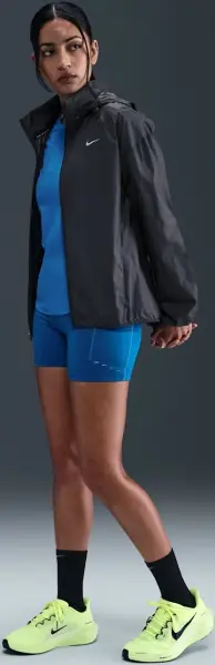 Вітровка для бігу жіноча Nike TEMPO REPEL чорна HV5769-010