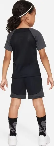 Комплект футбольної форми дитячий Nike DRI-FIT ACADEMY PRO чорно-сірий DH9484-013