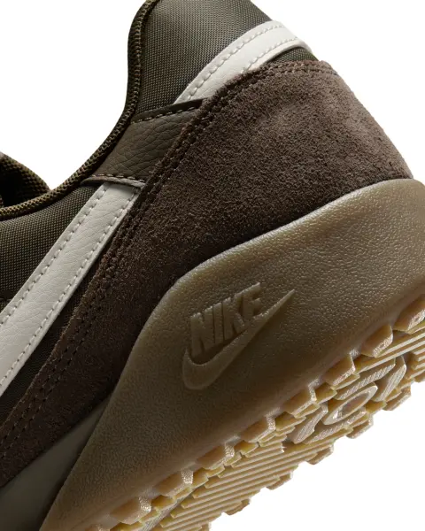 Кросівки Nike TERRA MANTA SUEDE коричнево-кремові IB7254-201