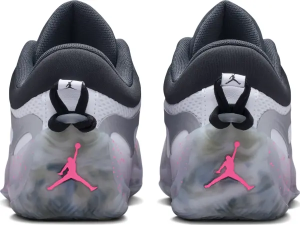 Кросівки баскетбольні жіночі Nike JORDAN HEIR SERIES 2 світло-сіро-чорно-рожеві HV4417-100