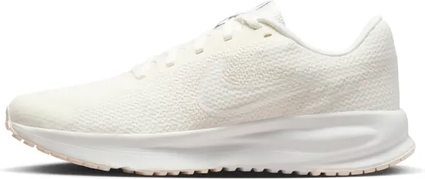 Кроссовки беговые женские Nike RUN DEFY кремовые HM9593-107