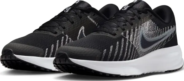 Кросівки бігові жіночі Nike RUN DEFY чорно-білі HM9593-002