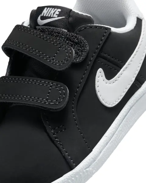 Кросівки дитячі Nike COURT ROYALE (TDV) чорно-білі 833537-002