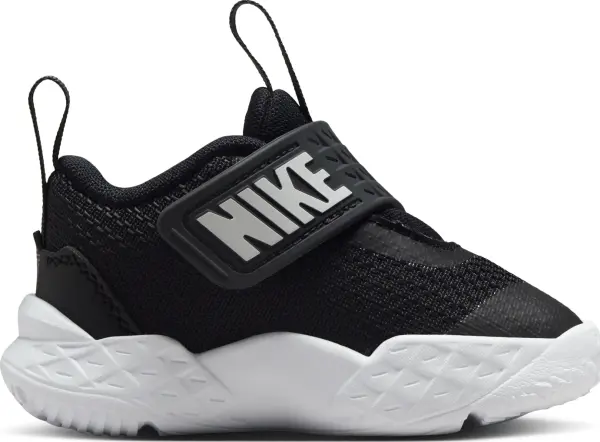 Кросівки дитячі Nike TEAM HUSTLE D 12 (TD) чорно-білі HF6281-002