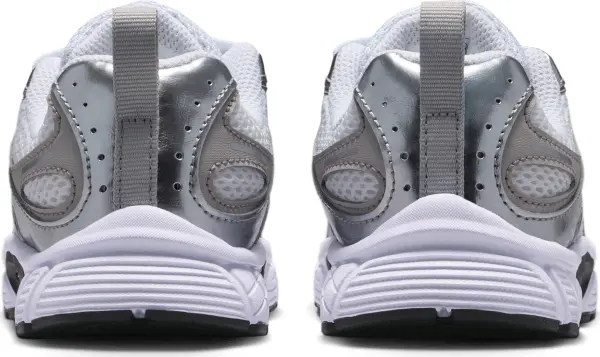 Кроссовки детские Nike V5 RNR (PS) серебряно-серые HQ6412-100
