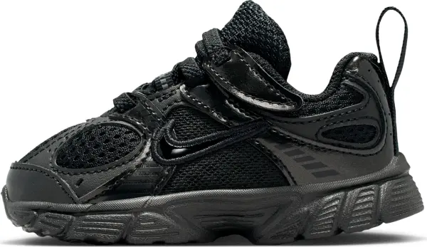 Кросівки дитячі Nike V5 RNR (TD) чорні HQ6413-002