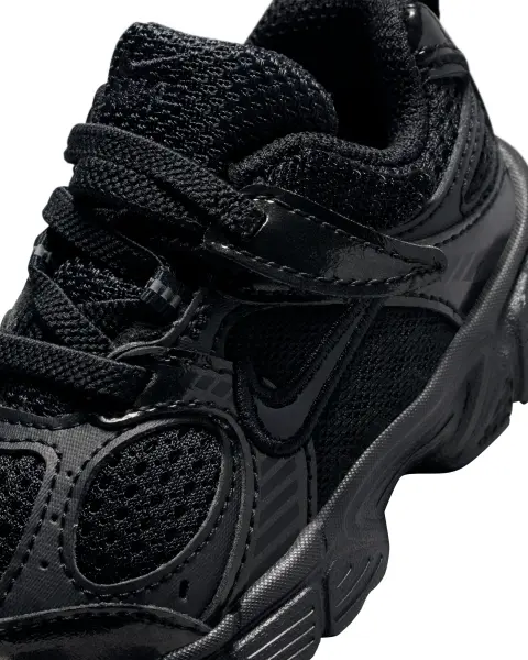 Кросівки дитячі Nike V5 RNR (TD) чорні HQ6413-002