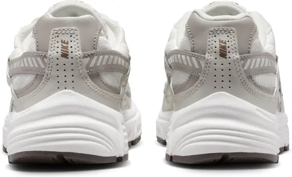 Кроссовки женские Nike INITIATOR бежево-коричневые IB4339-001
