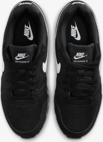 Кросівки жіночі Nike MD RUNNER 2 чорно-білі 749869-018