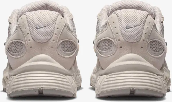 Кросівки жіночі Nike V5 RNR світло-коричневі II6294-201