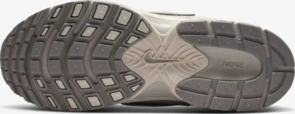 Кросівки жіночі Nike V5 RNR світло-коричневі II6294-201