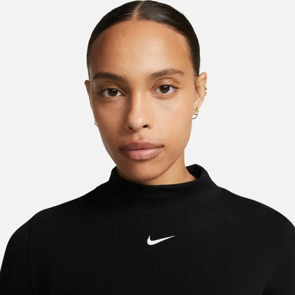 Світшот жіночий Nike SPORTSWEAR ESSENTIAL RIBBED MOCK-NECK чорний DV7880-010