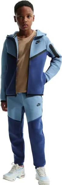 Спортивный костюм подростковый Nike SPORTSWEAR TECH FLEECE темно-сине-голубой HV5867-486__HV5869-461