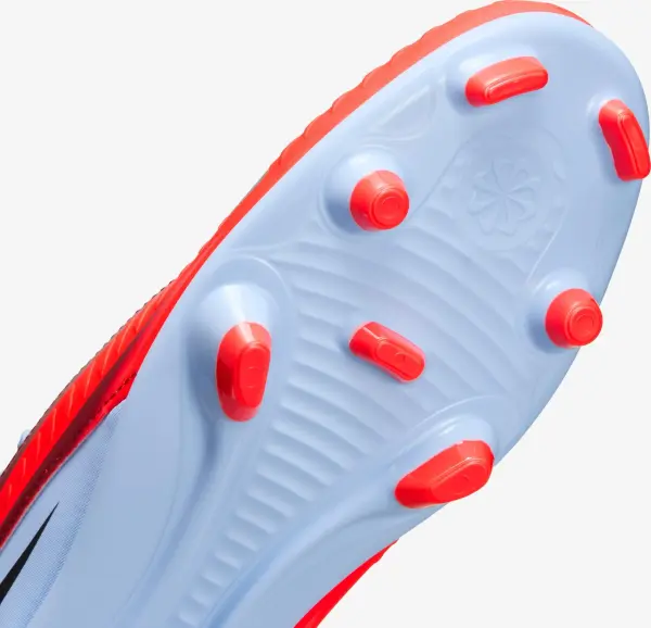Бутсы Nike PHANTOM 6 LOW CLUB FG/MG светло-сине-красные HM8933-400
