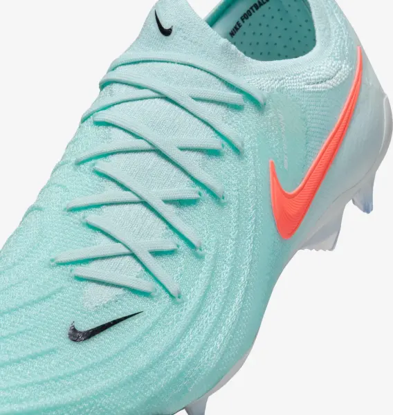 Бутси Nike PHANTOM GX II ELITE FG м'ятно-білі FJ2559-300