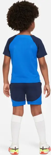 Комплект футбольной формы детский Nike DRI-FIT ACADEMY PRO сине-темно-синий DH9484-463