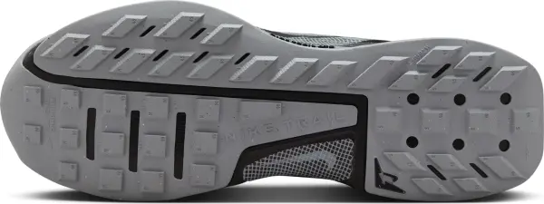 Кросівки для трейлранінгу Nike JUNIPER TRAIL 3 чорні FQ0904-001
