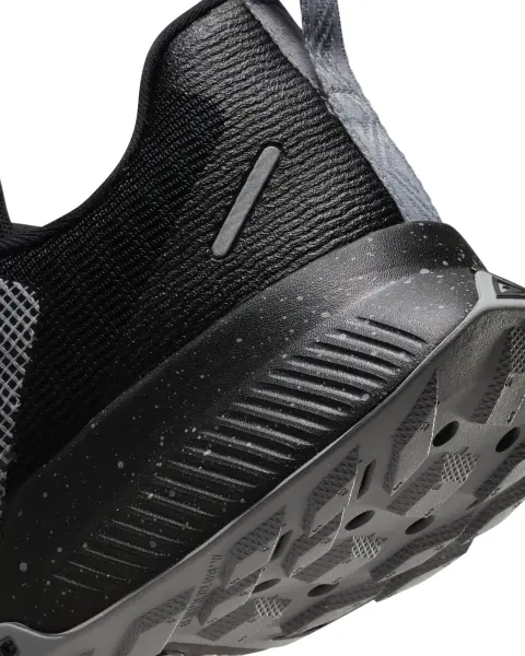 Кросівки для трейлранінгу Nike JUNIPER TRAIL 3 чорні FQ0904-001