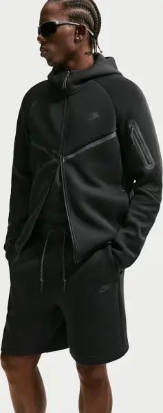 Шорты Nike TECH FLEECE черные IM0693-010
