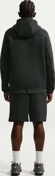 Шорты Nike TECH FLEECE черные IM0693-010