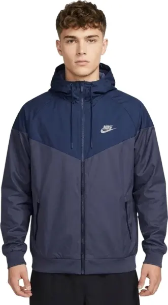 Вітровка Nike SPORTSWEAR WINDRUNNER JACKET темно-синя 727324-462