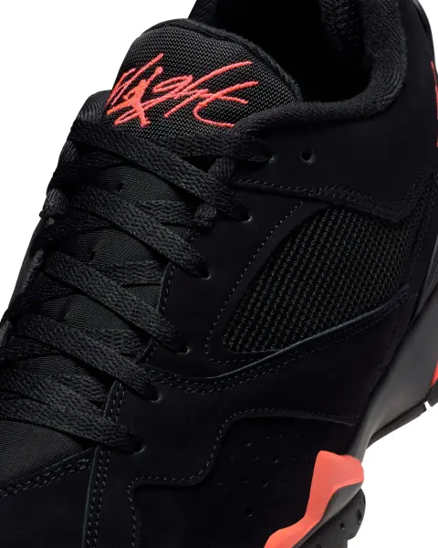 Кросівки Nike AIR JORDAN MVP 92 чорно-коралові HQ3950-003